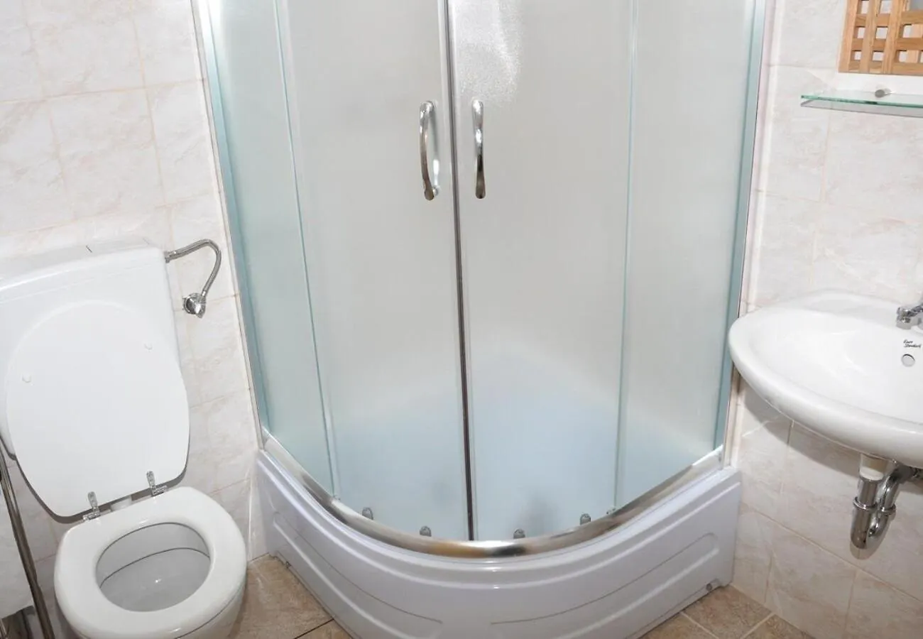 Apartments Oasis - 50 M From The Sea Veli Rat Chorvatsko