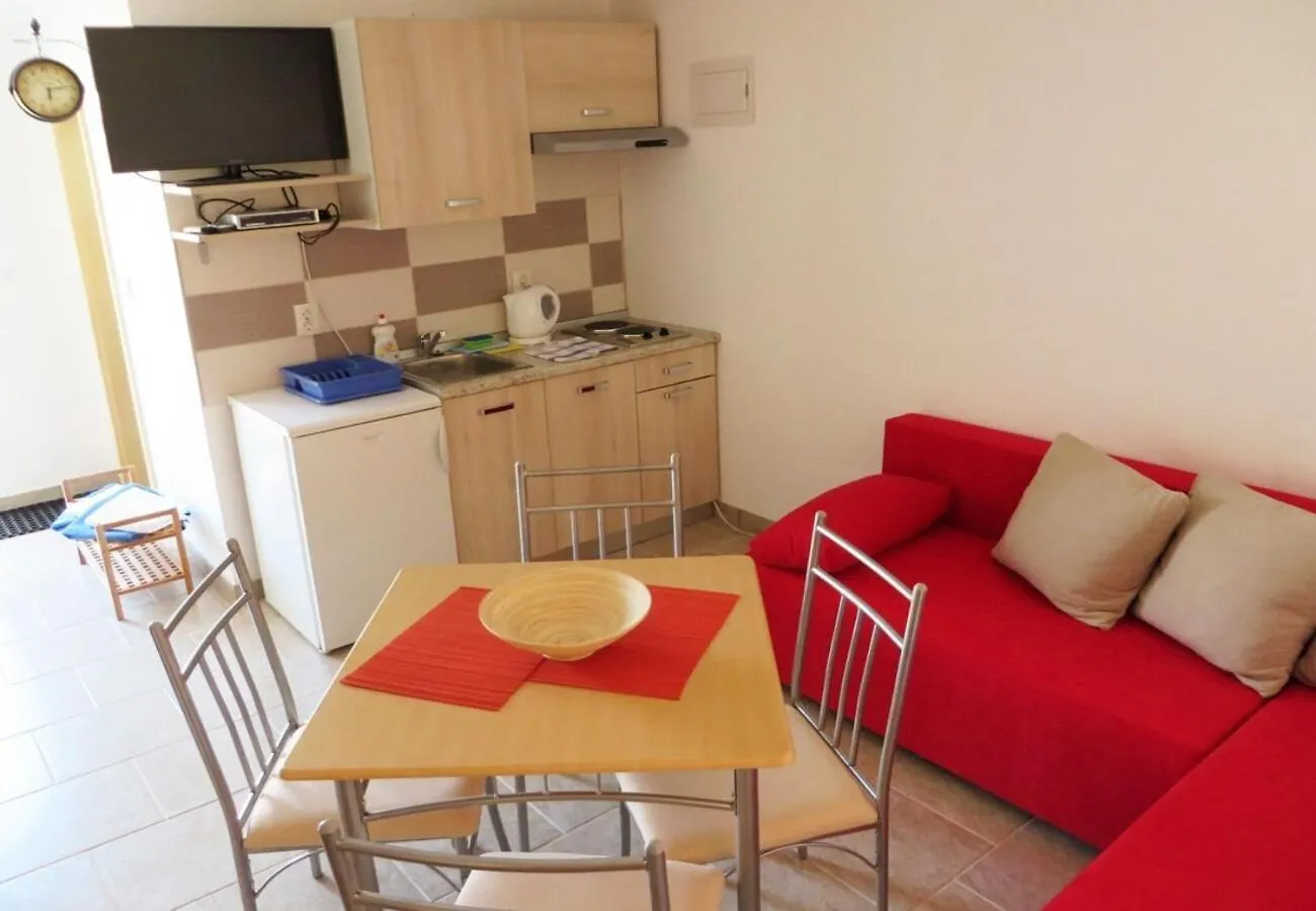Apartments Oasis - 50 M From The Sea Veli Rat Chorvatsko